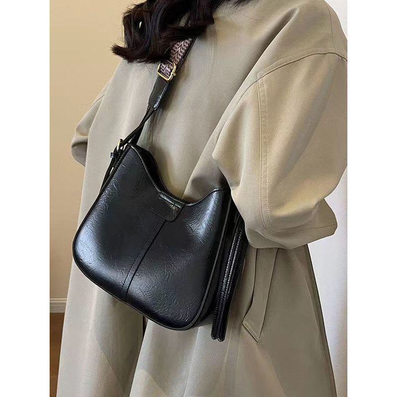 Women's New Fashionable High-End Stylish Retro Crossbody Bag