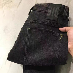 T606 Black And Gray