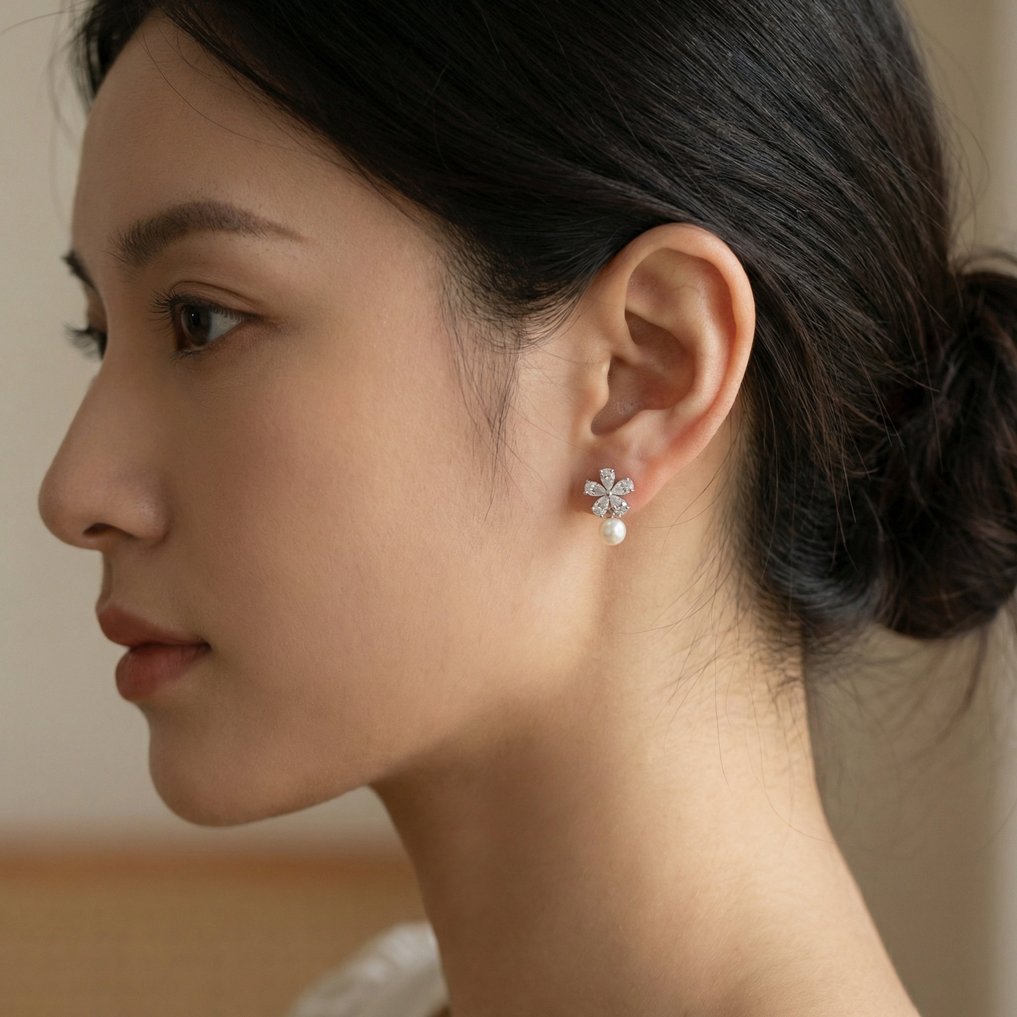 925 Sterling Silver Elegant Pear-Cut Crystal Flower and Pearl Drop Earrings