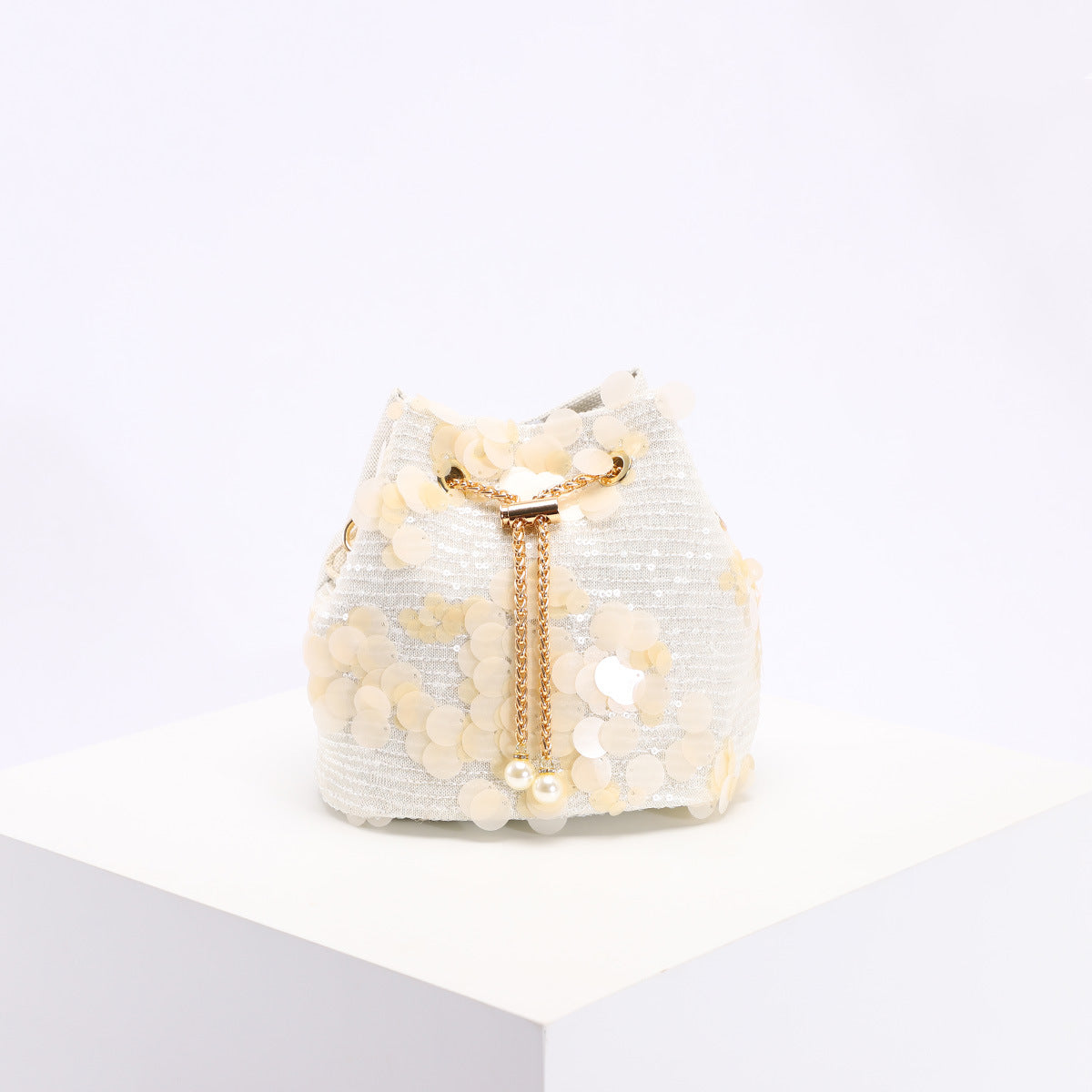 Bucket Bag With Mesh Patchwork Contrasting Colors Drawstring And Chain Strap