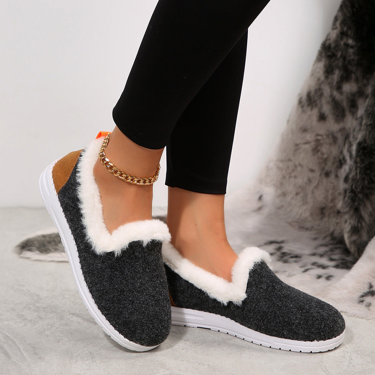 Women's Korean Version Thick Soled Short Tube Thick Cotton Shoes