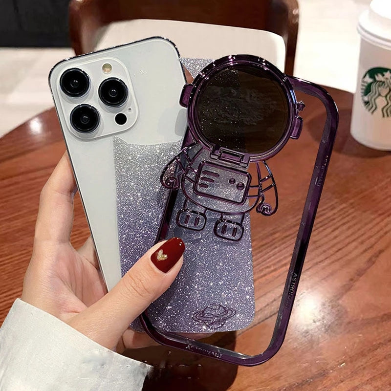 Custodia per telefono con supporto per fotocamera Astronauta glitterata per I14 13 12 11 Pro Max XR 14 Plus, supporto per obiettivo invisibile, placcatura morbida