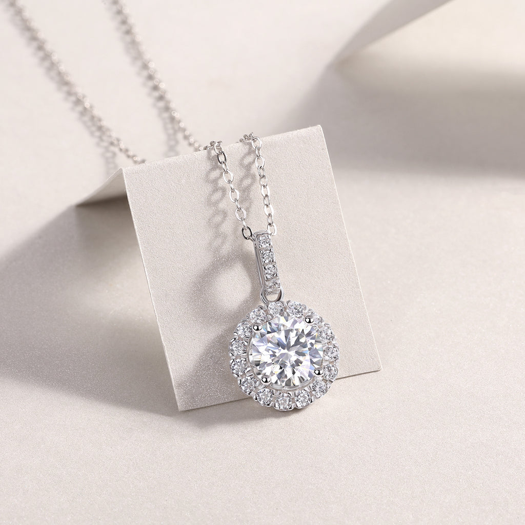 Dandelion Necklace - A Fashionable And Light Luxury Jewelry Pendant Necklace Set With Top-quality Moissanite, S925 Silver Plated Platinum