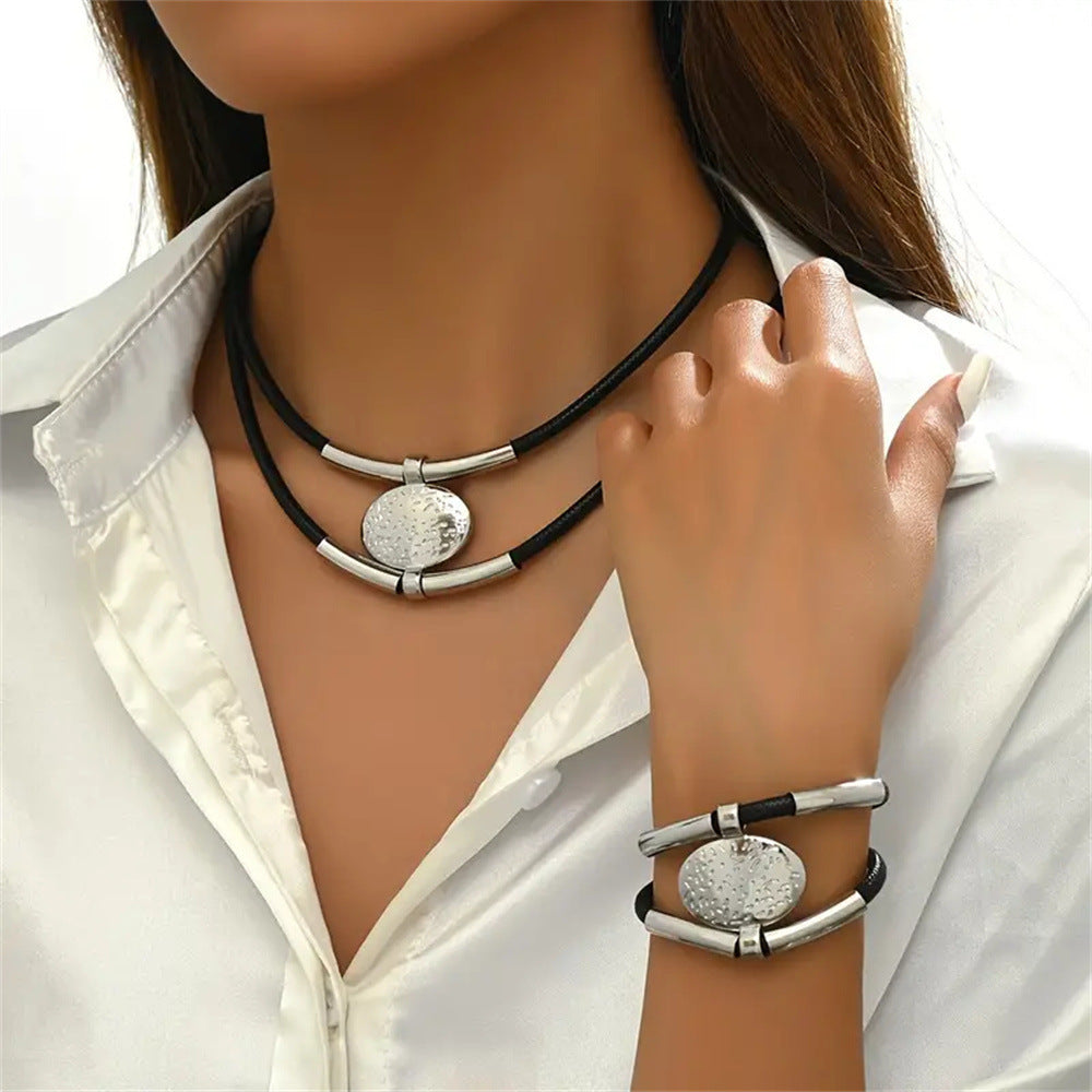 Womens Retro-Style Silver Oval Pendant Necklace And Bracelet Set