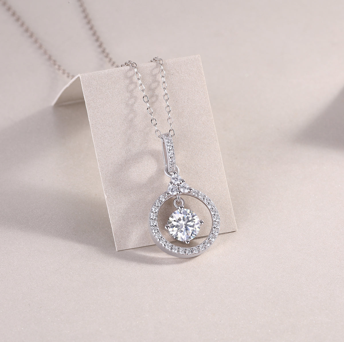 Love Ring - A Fashionable And Light Luxury Jewelry Pendant Necklace Set With Top-quality Moissanite, S925 Silver Plated Platinum
