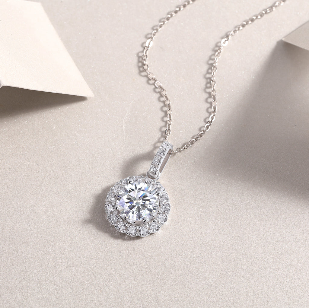 Dandelion Necklace - A Fashionable And Light Luxury Jewelry Pendant Necklace Set With Top-quality Moissanite, S925 Silver Plated Platinum