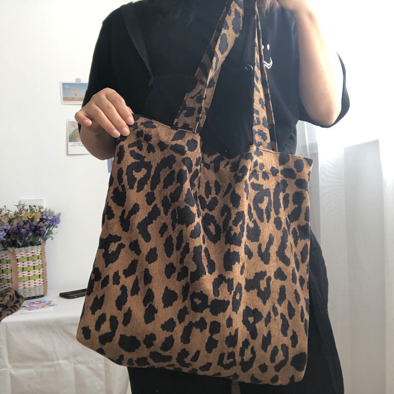 Leopard-print Artistic Vintage Women's Shoulder Bag