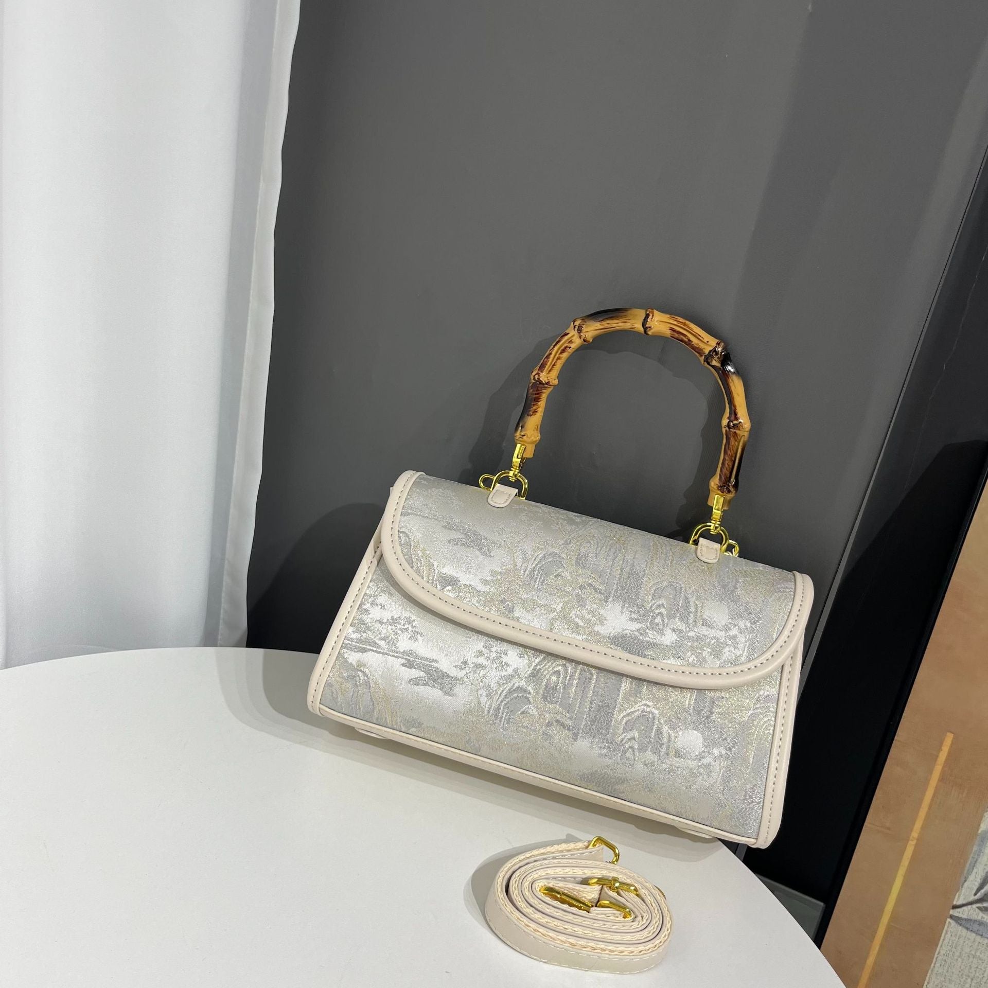 Vintage Chinese-style Handbag With Atmospheric Retro Patterns Made From Xiangyun Silk