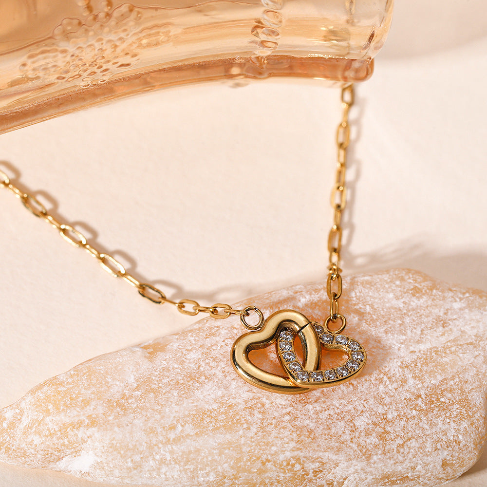 Fashionable, Light-luxury, Exquisite Diamond-encrusted Heart Necklace