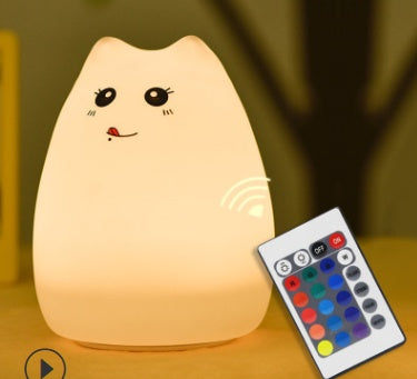 Luce notturna a LED con sensore tattile in silicone per bambini
