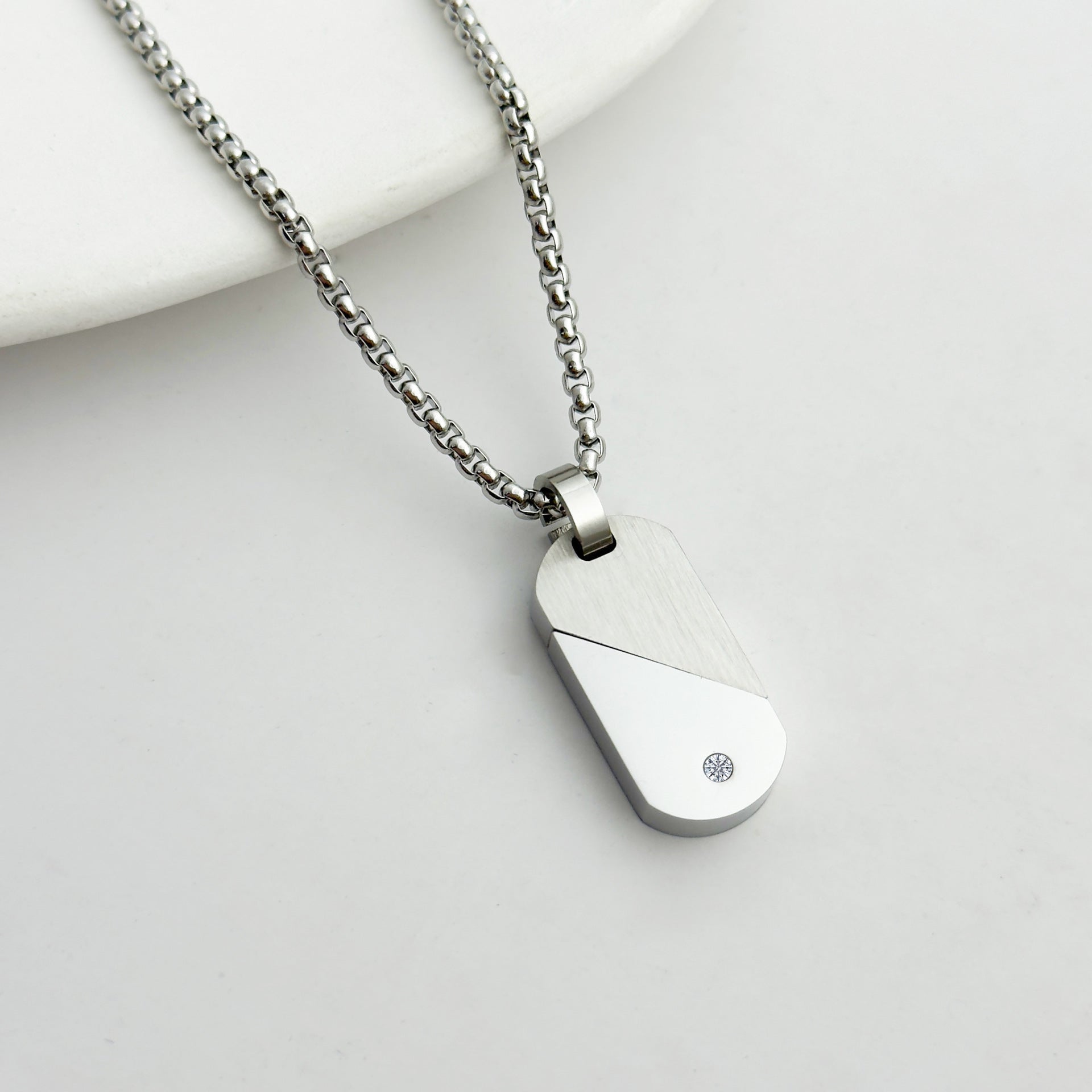 Stainless Steel Heart-Shaped Rotating Military Dog Tag Necklace