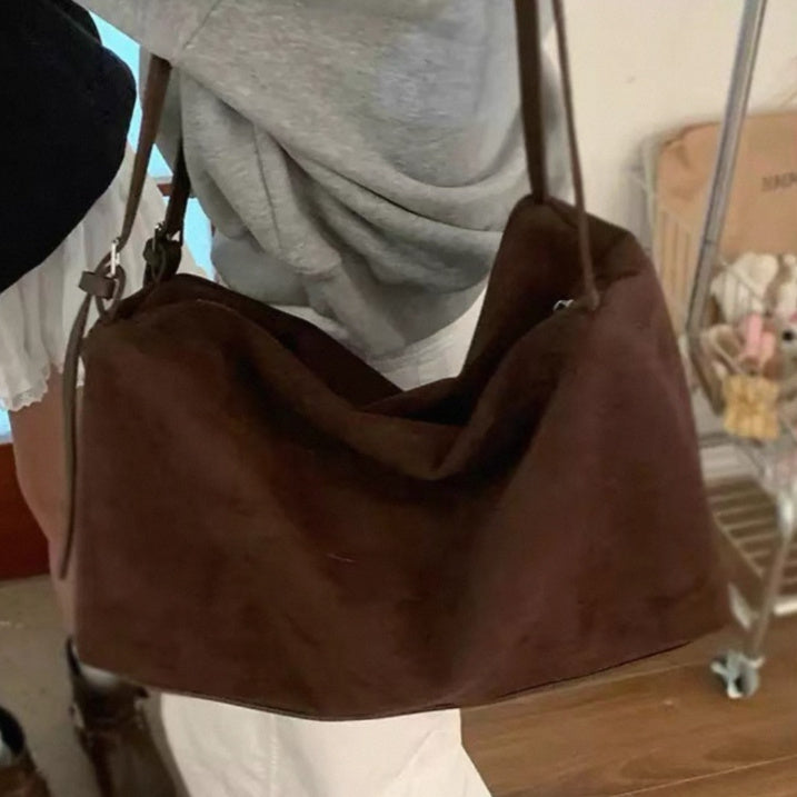 High-Capacity Suede-Like Fabric Retro Trendy Shoulder Bag