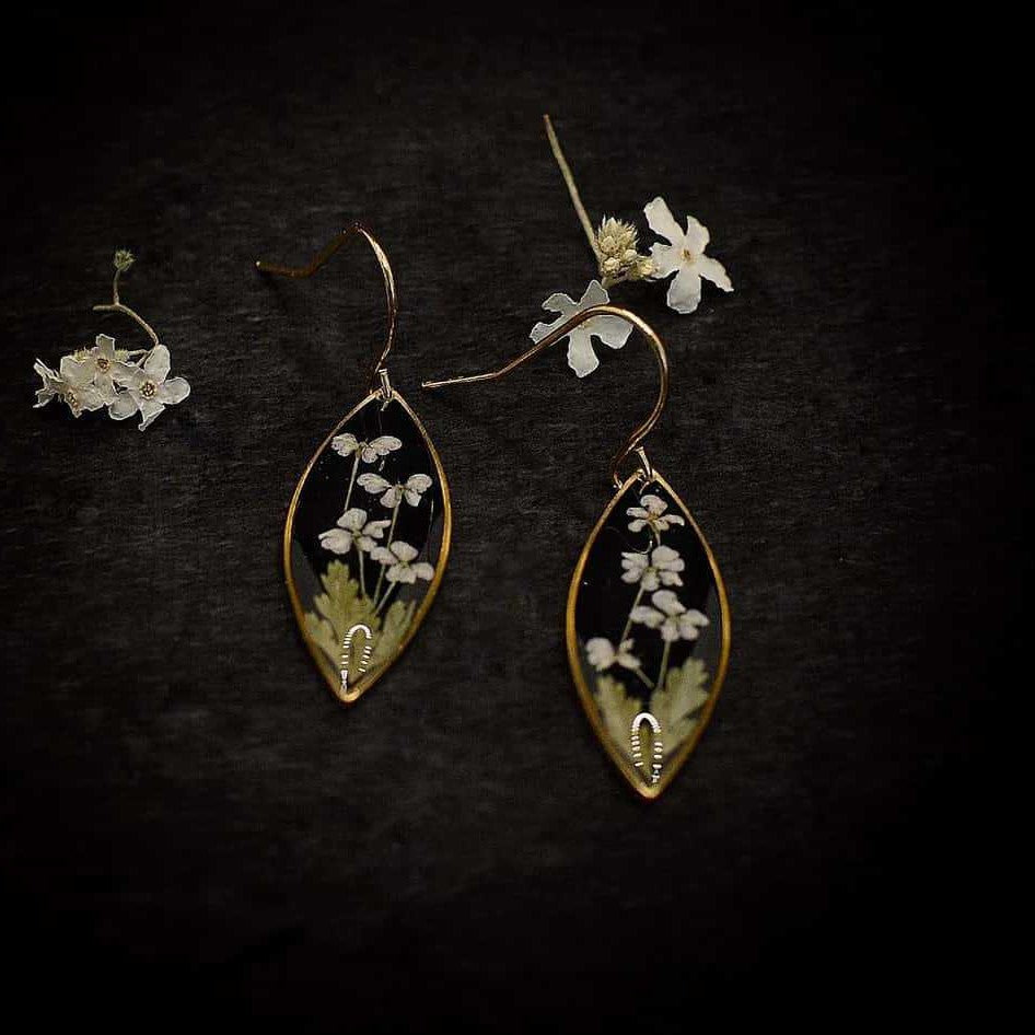 Europe And America New Epoxy Resin Real Flower Earrings