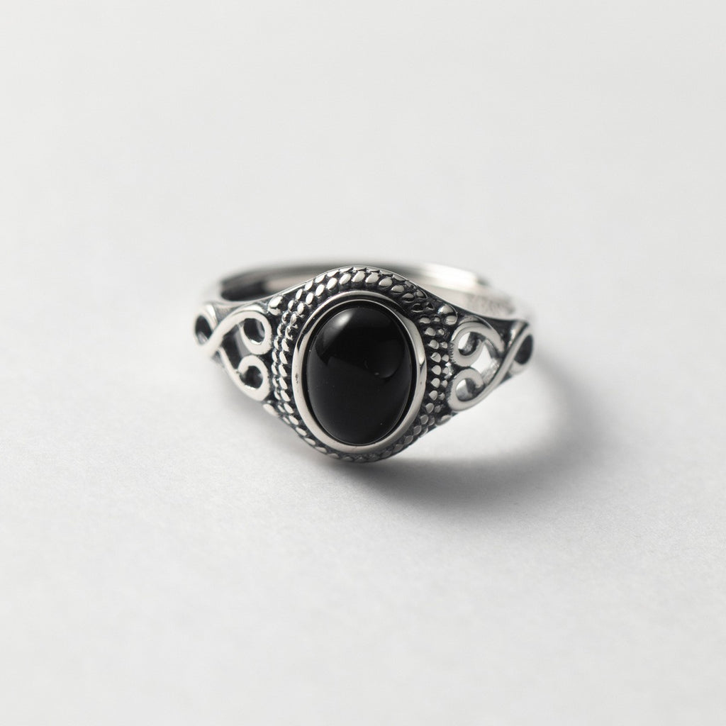 Simple Stylish Black Onyx Womens Alloy All-Match Vintage Ring