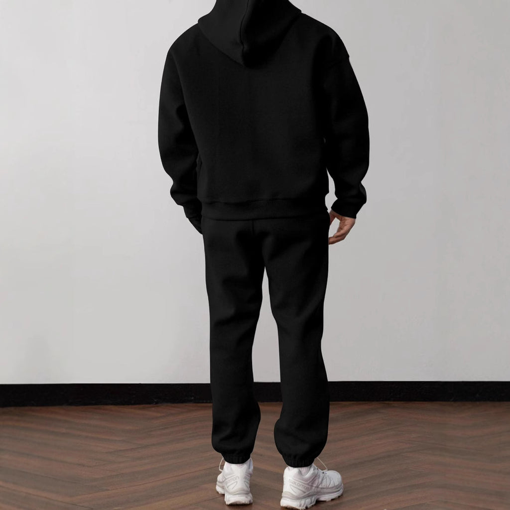 Completo casual con cappuccio da uomo dal taglio ampio