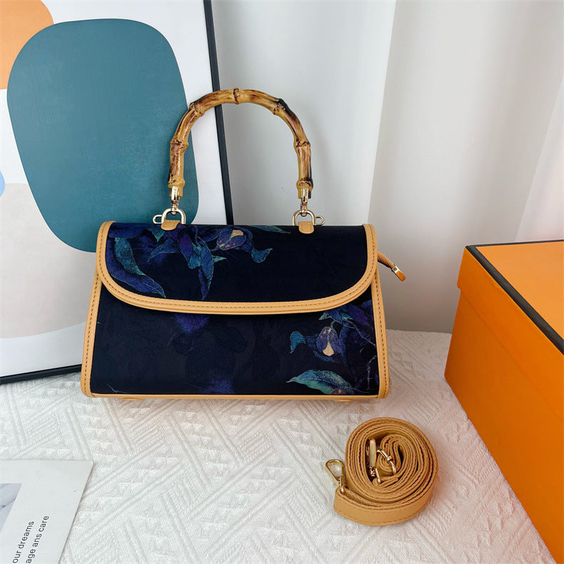 Vintage Chinese-style Handbag With Atmospheric Retro Patterns Made From Xiangyun Silk