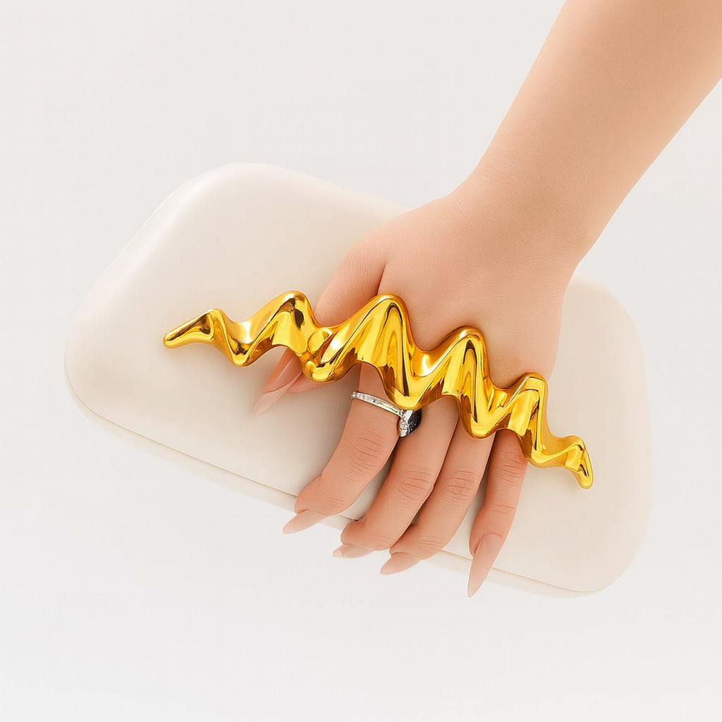 Irregular Shaped PU Wrist Bag Fashionable Handbag For Weddings And Evening Parties