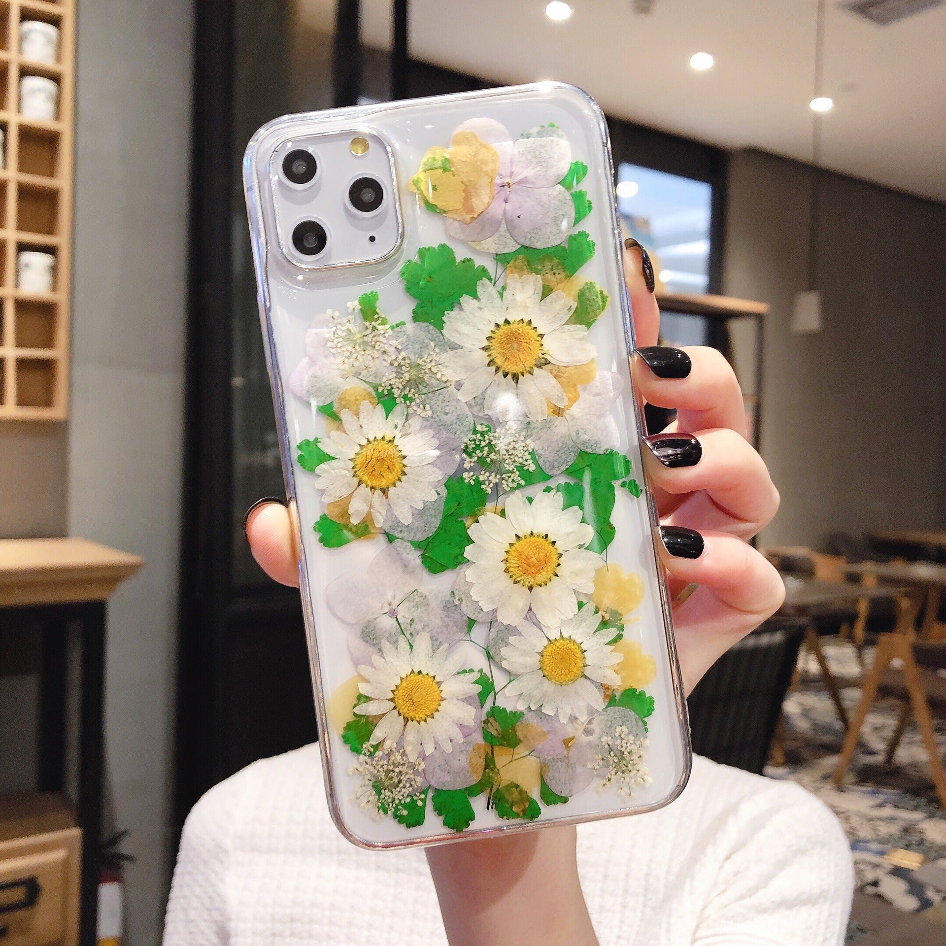 Custodie per telefoni in resina epossidica con fiori conservati