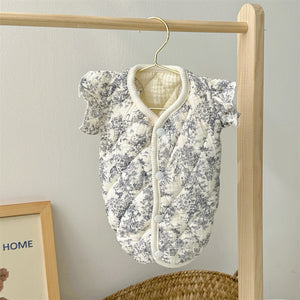 Flounced Sleeve Ink Painting