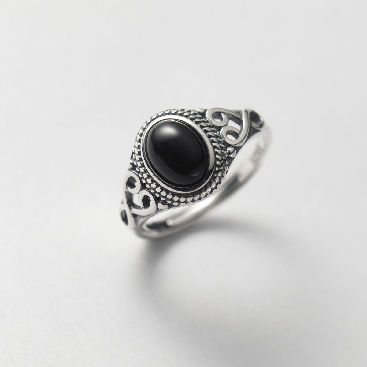 Simple Stylish Black Onyx Womens Alloy All-Match Vintage Ring