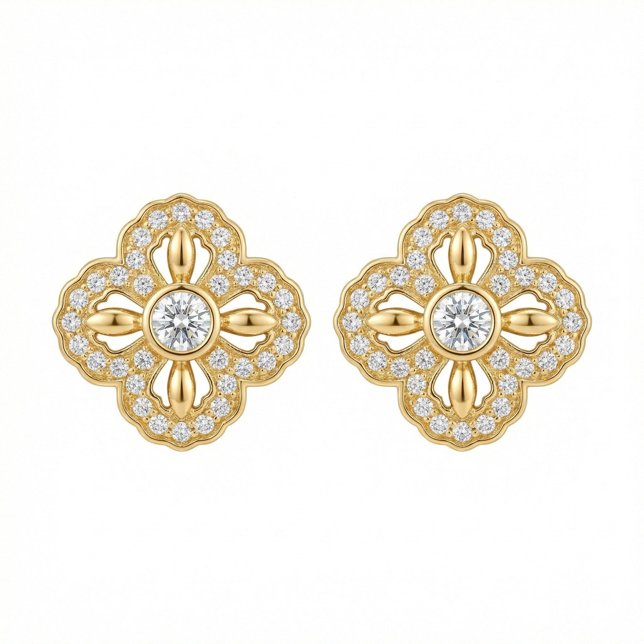 925 Sterling Silver Elegant Quatrefoil Diamond Stud Earrings with Vintage-Inspired Scalloped Edges