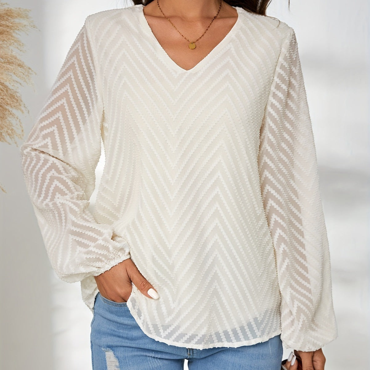 Women's Fashion V-Neck Geometric Jacquard Lantern Long Sleeve Shirt